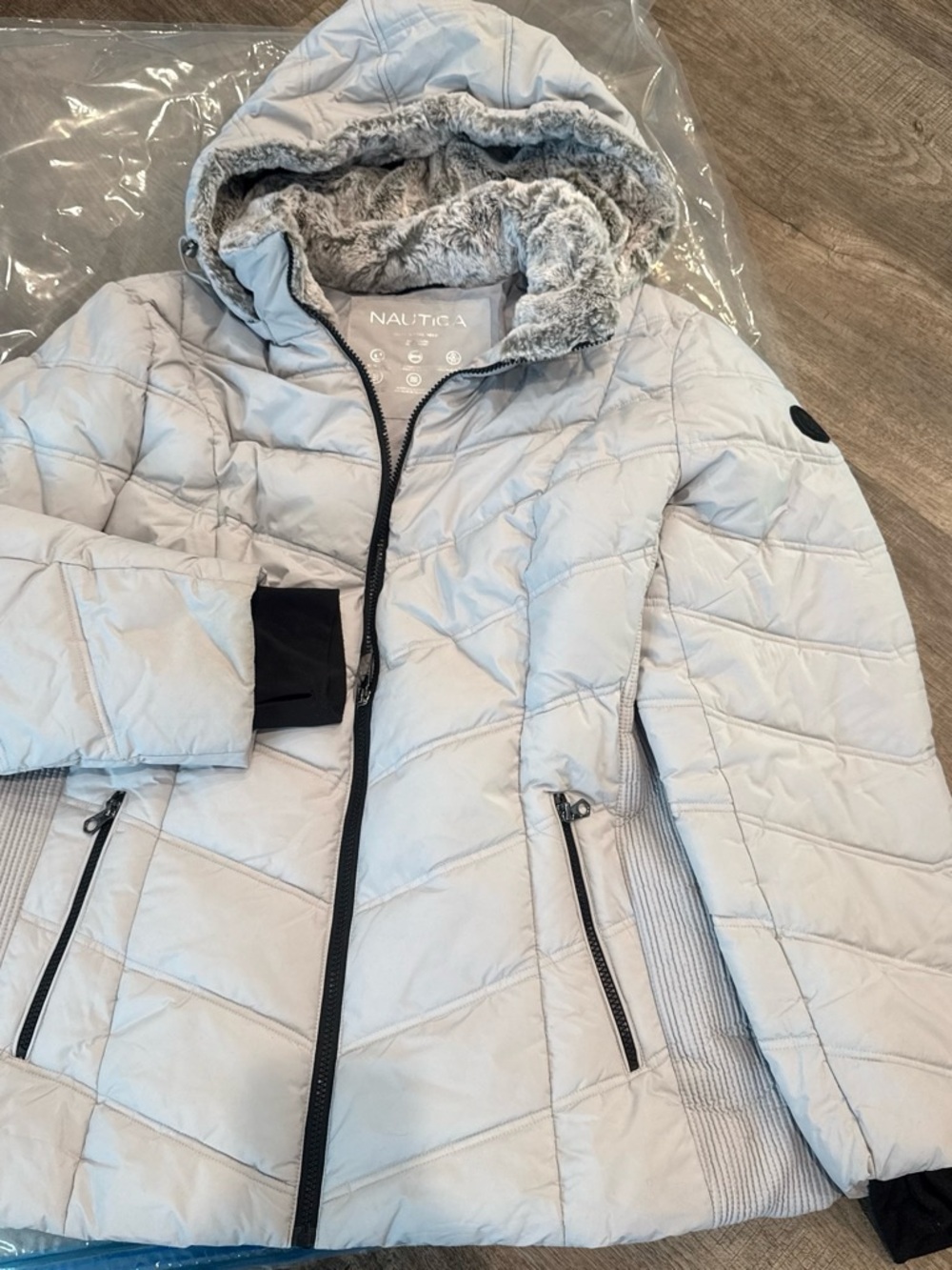 Nautica Light Gray Quilted Hooded Faux-Fur Trim Puffer Jacket
